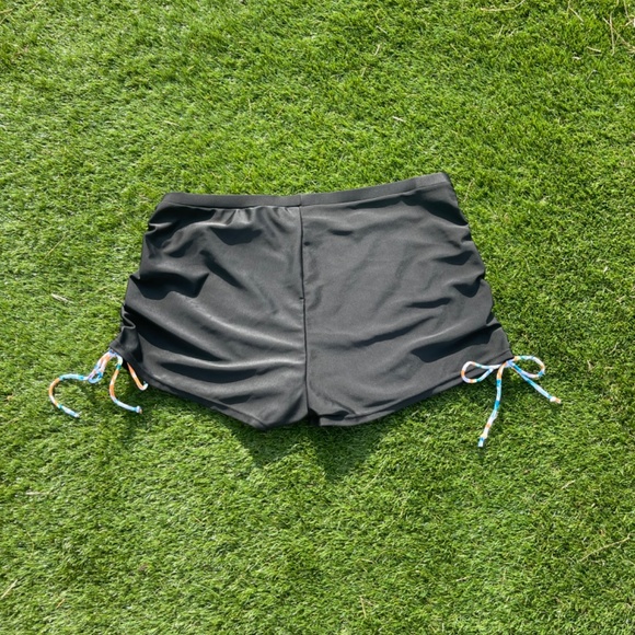 Cute Black Bikini Shorts Ladies Size 2XL - Picture 2 of 7